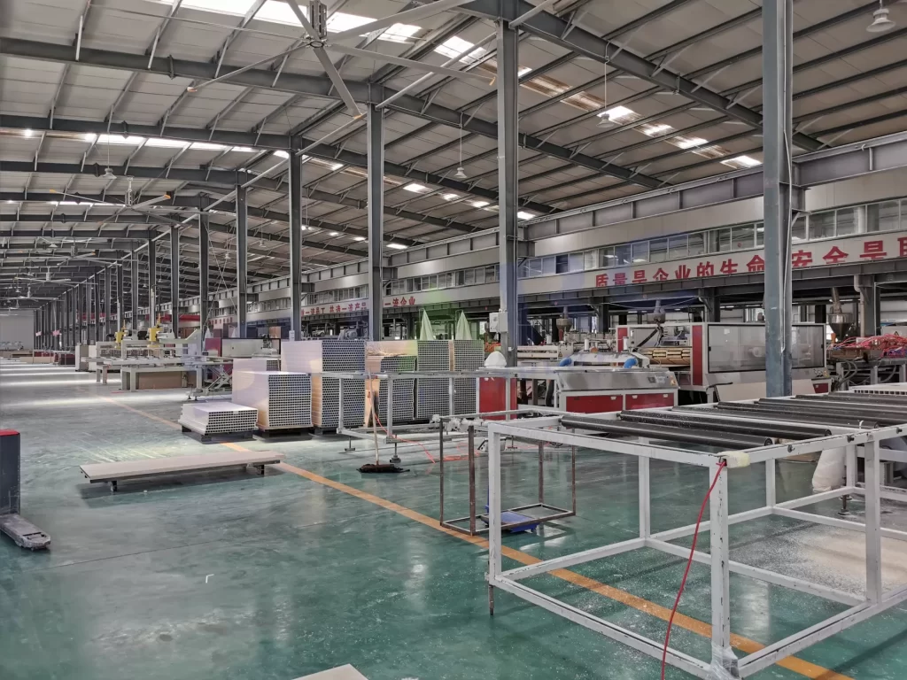 Customer-Factory-4-1727427113-1024x768