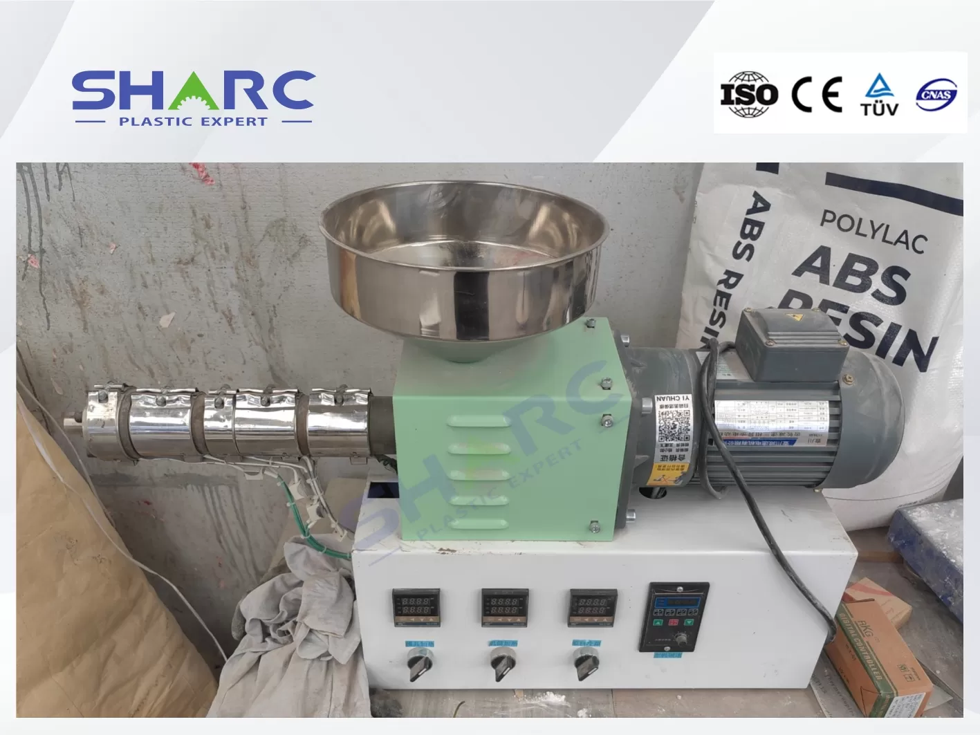 Lab-extruder-machine-for-PVC-edge-band-3-1724395485