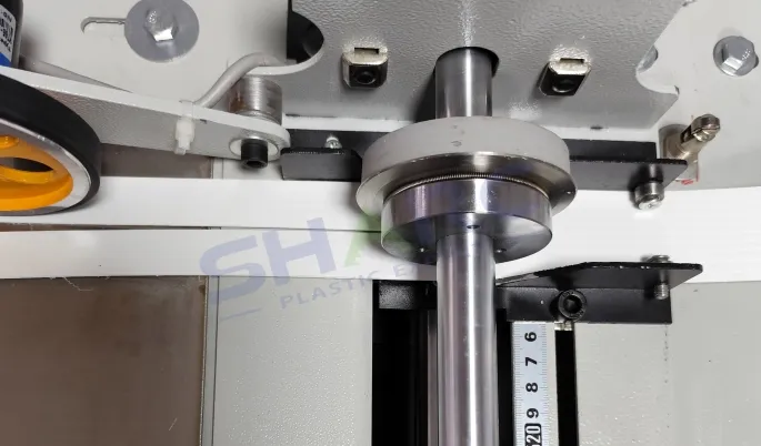 Small-Slitting-Machine-For-PVC-Edge-Band-1729671050